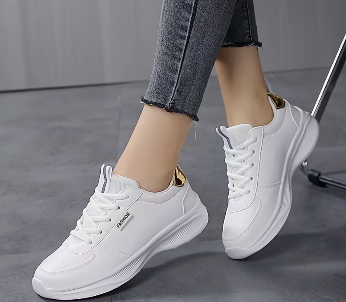 Women's White Fashion Sneakers - photo 2
