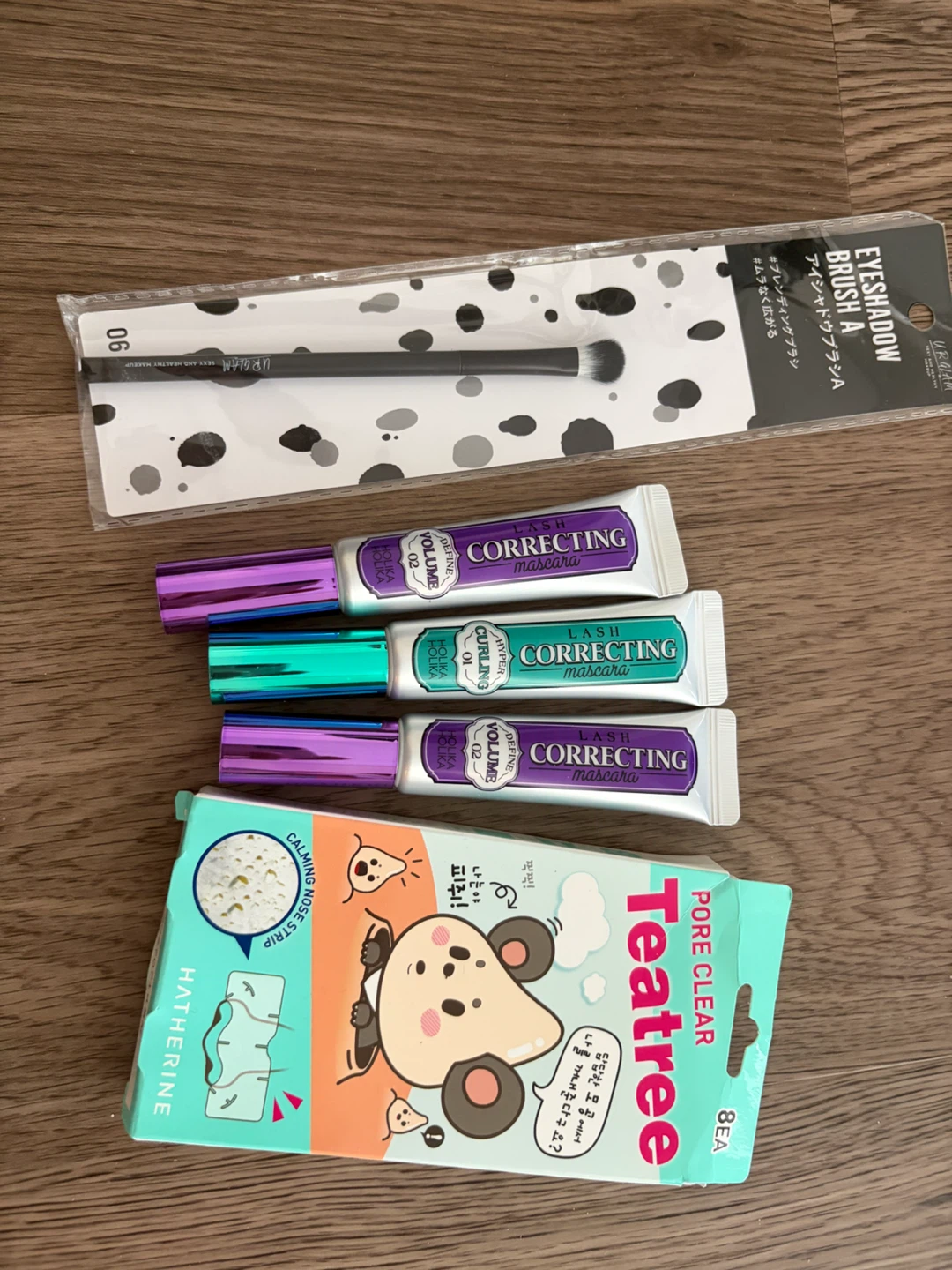 Holika Holika Lash Correcting Mascara Set & Eyeshadow Brush