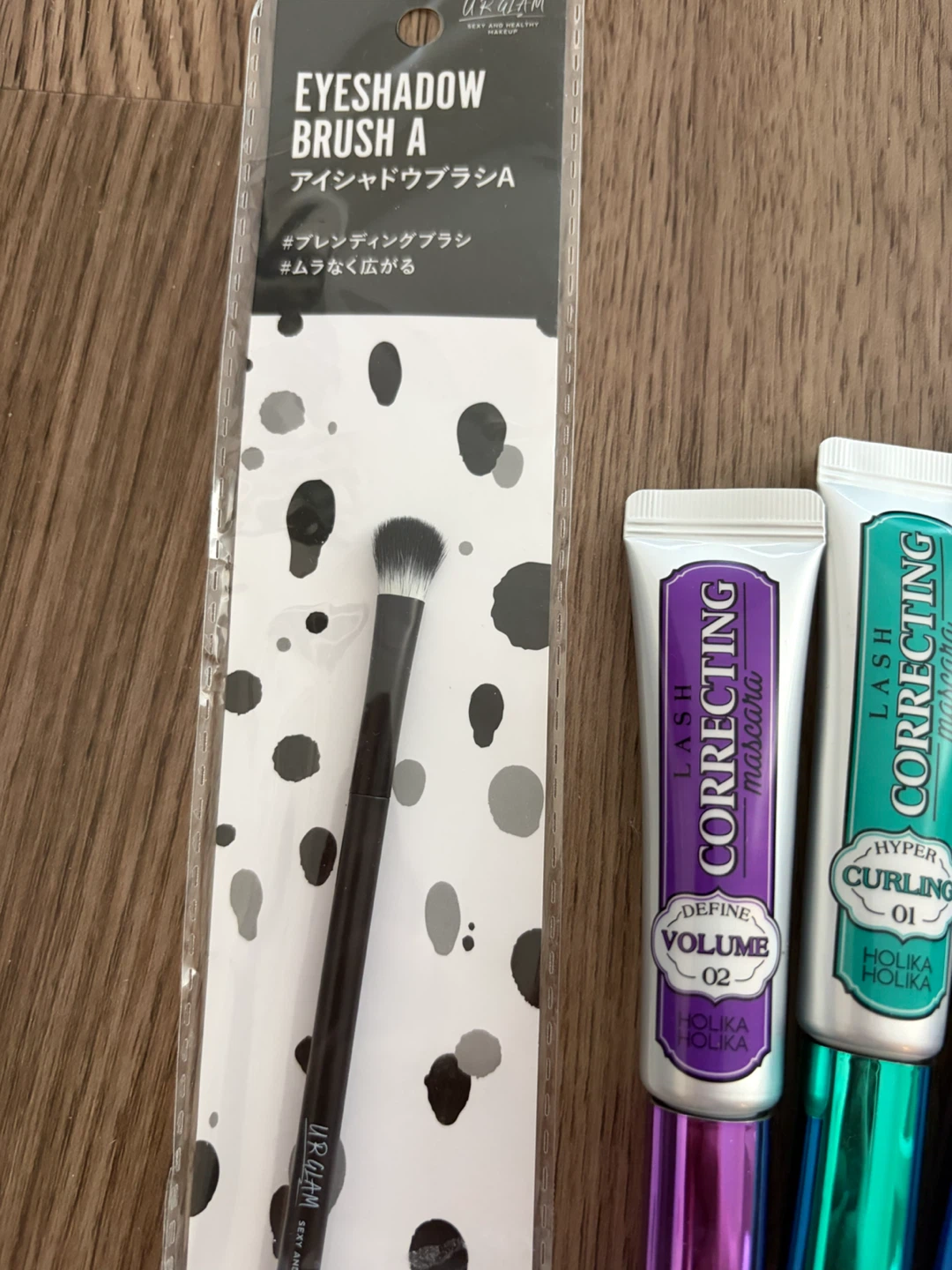 Holika Holika Lash Correcting Mascara Set & Eyeshadow Brush - photo 4