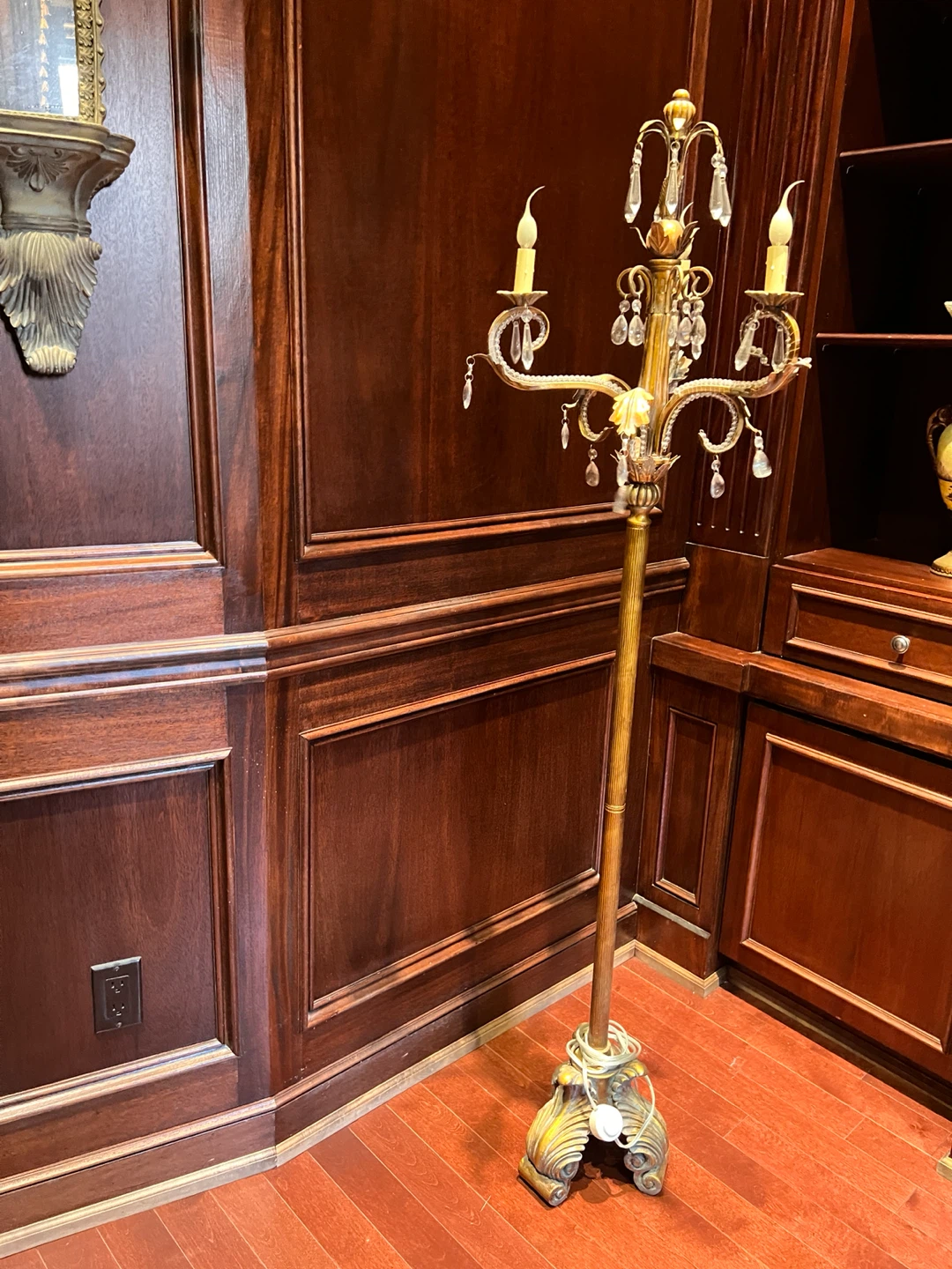 Ornate Gold Floor Lamp with Crystal Accents - photo 2