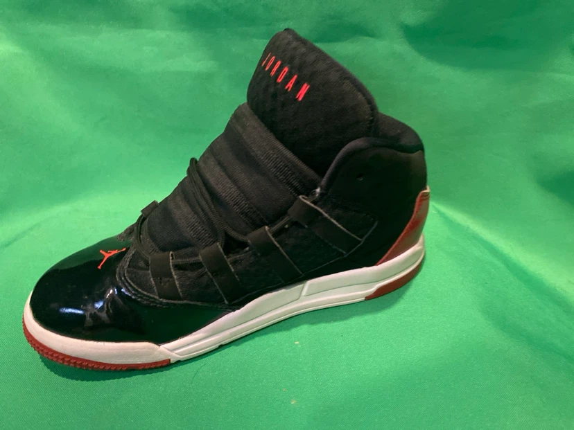 Jordan 11 Retro Shoes - photo 3
