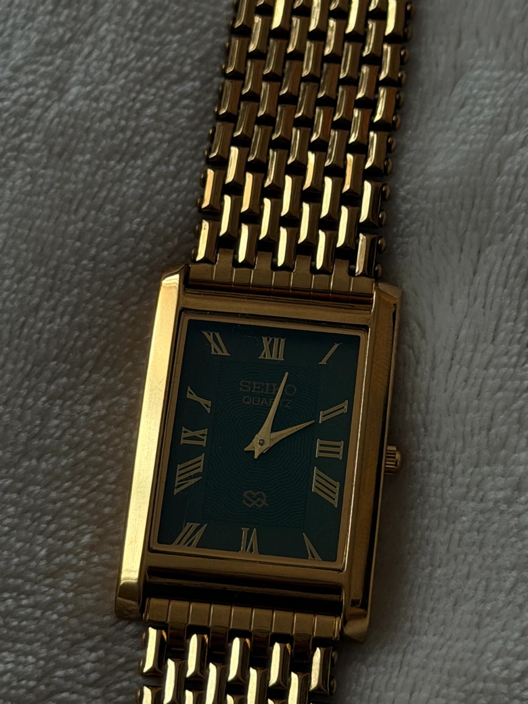Seiko Quartz Gold Tone Watch with Green Dial - photo 3