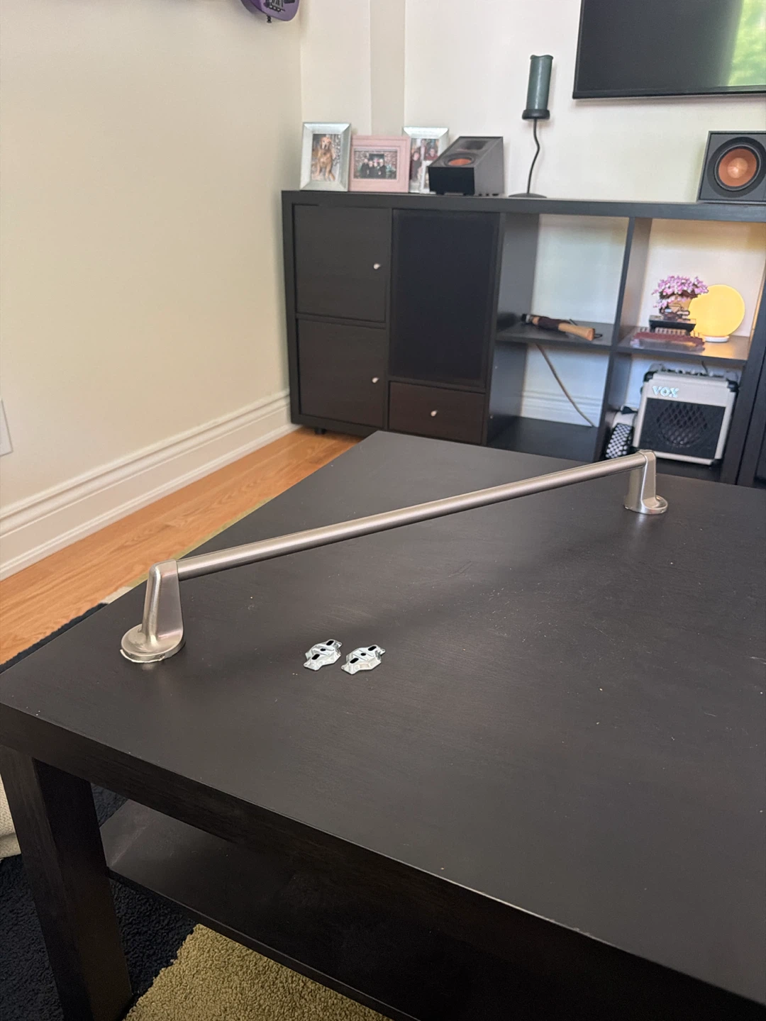 bathroom towel rod
