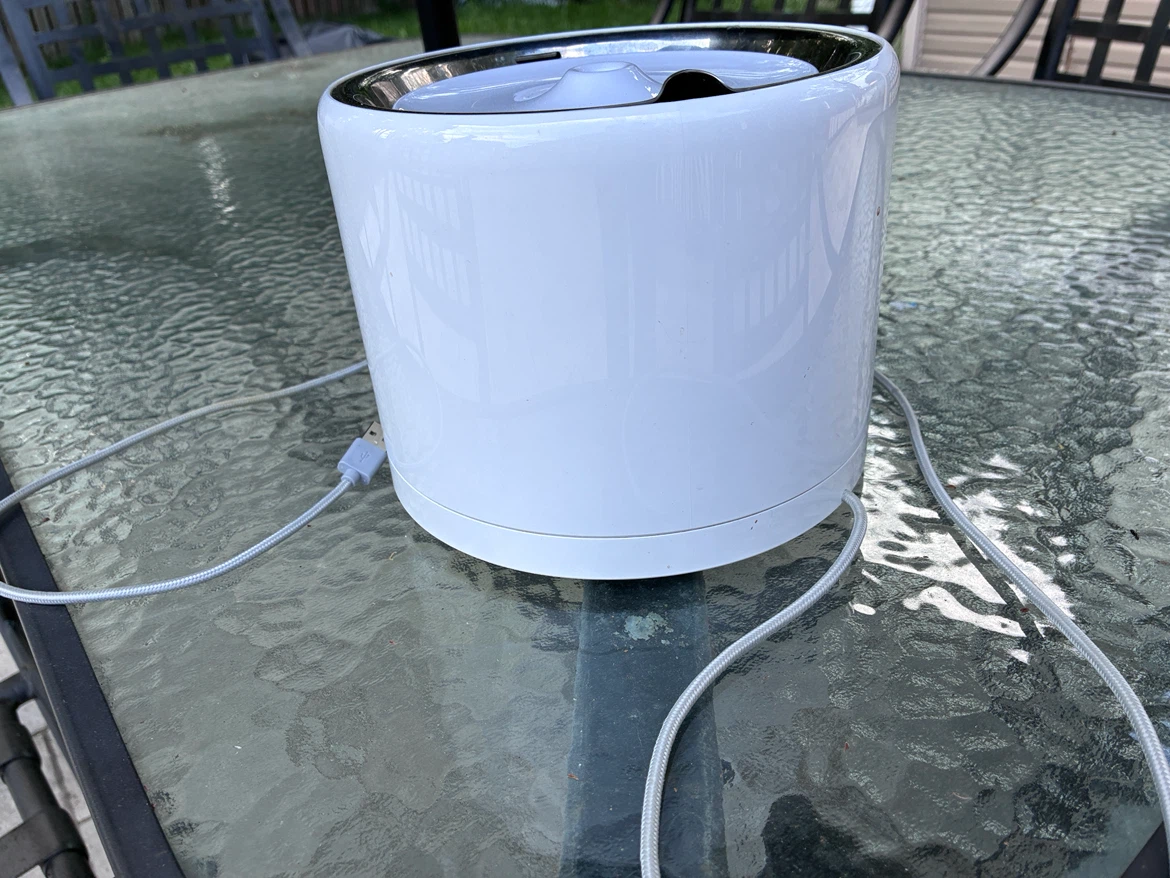 PETKIT Smart Pet Drinking Fountain with 2 new filters