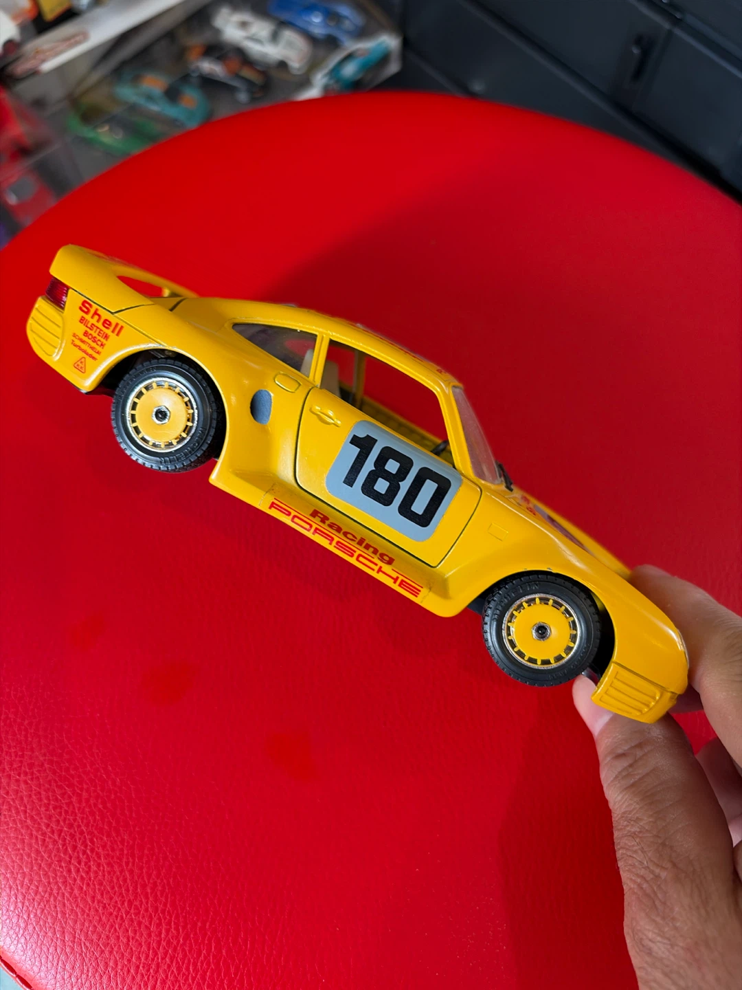 Yellow Porsche 959 Diecast Racing Toy Car - photo 3