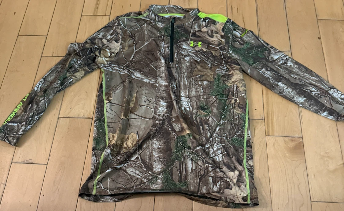 Under Armour Camo 1/4 Zip Long Sleeve Shirt