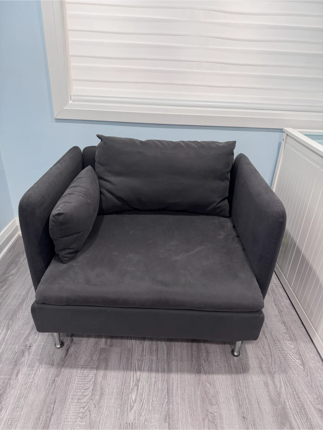 Modern Oversized Accent Chair – Dark Gray - photo 2
