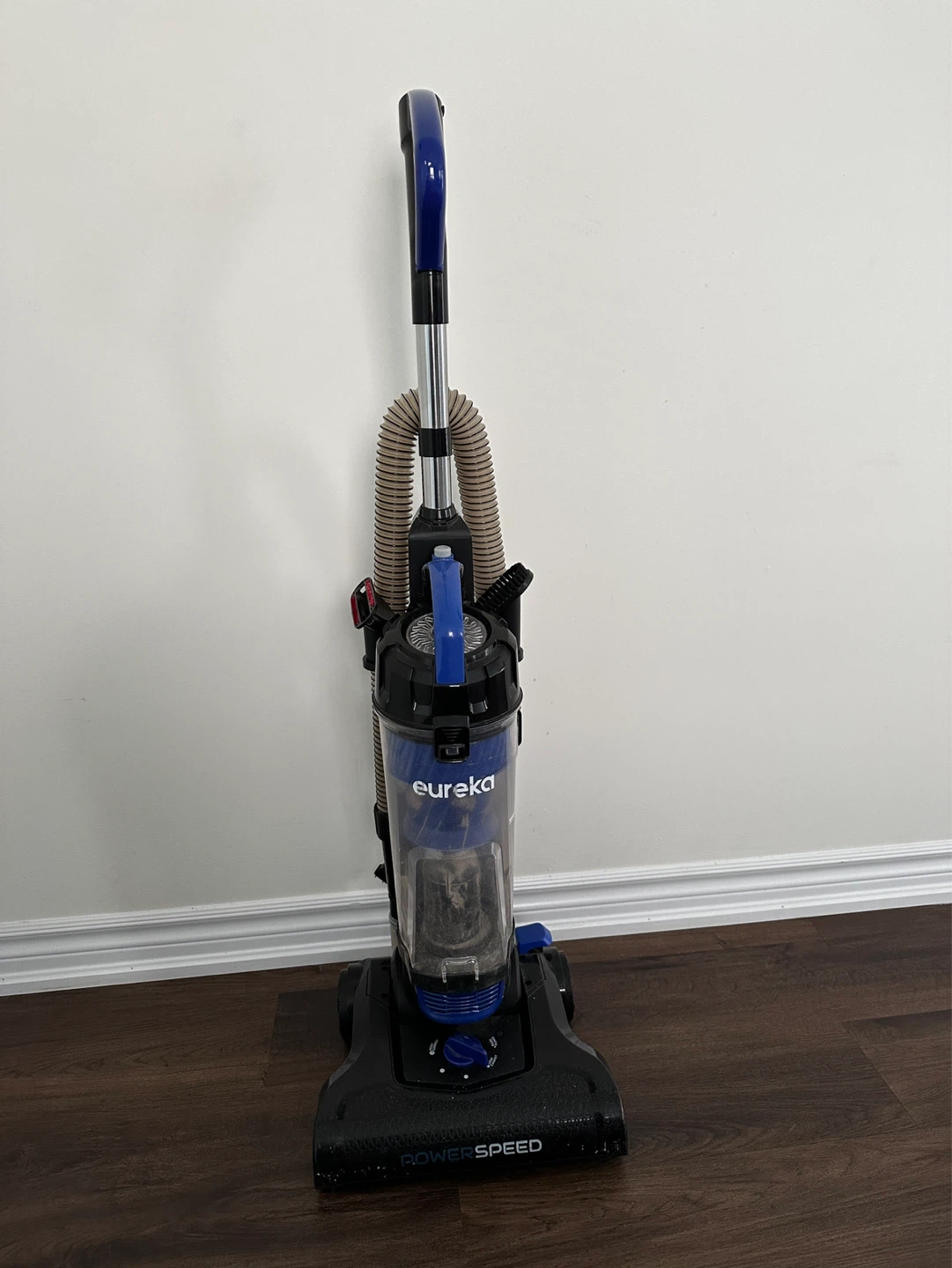Eureka Powerspeed Vacuum - photo 2