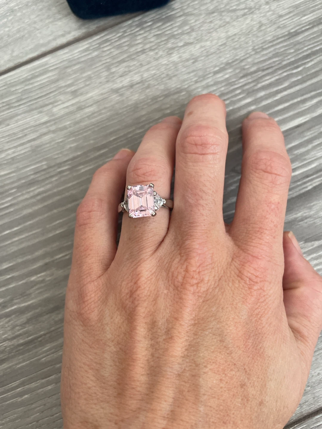 Danbury Mint Pink Diamonisse Ring Sz 5 - photo 3
