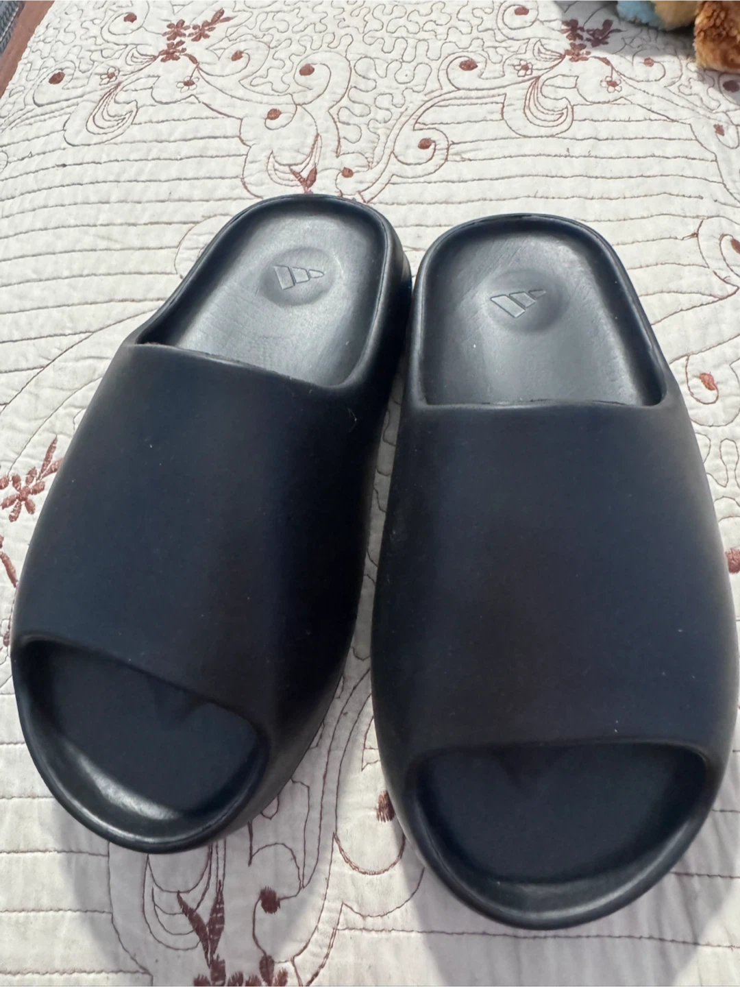 Adidas Yeezy Adilette Comfort Slides - photo 3