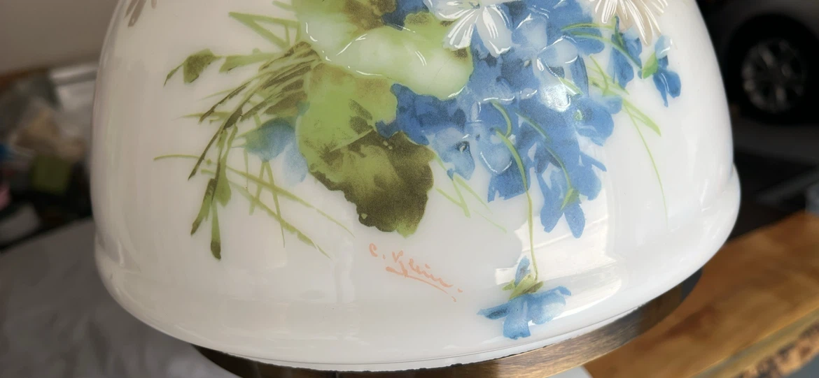 Vintage Floral Oil Lamp Style Table Lamp - photo 2