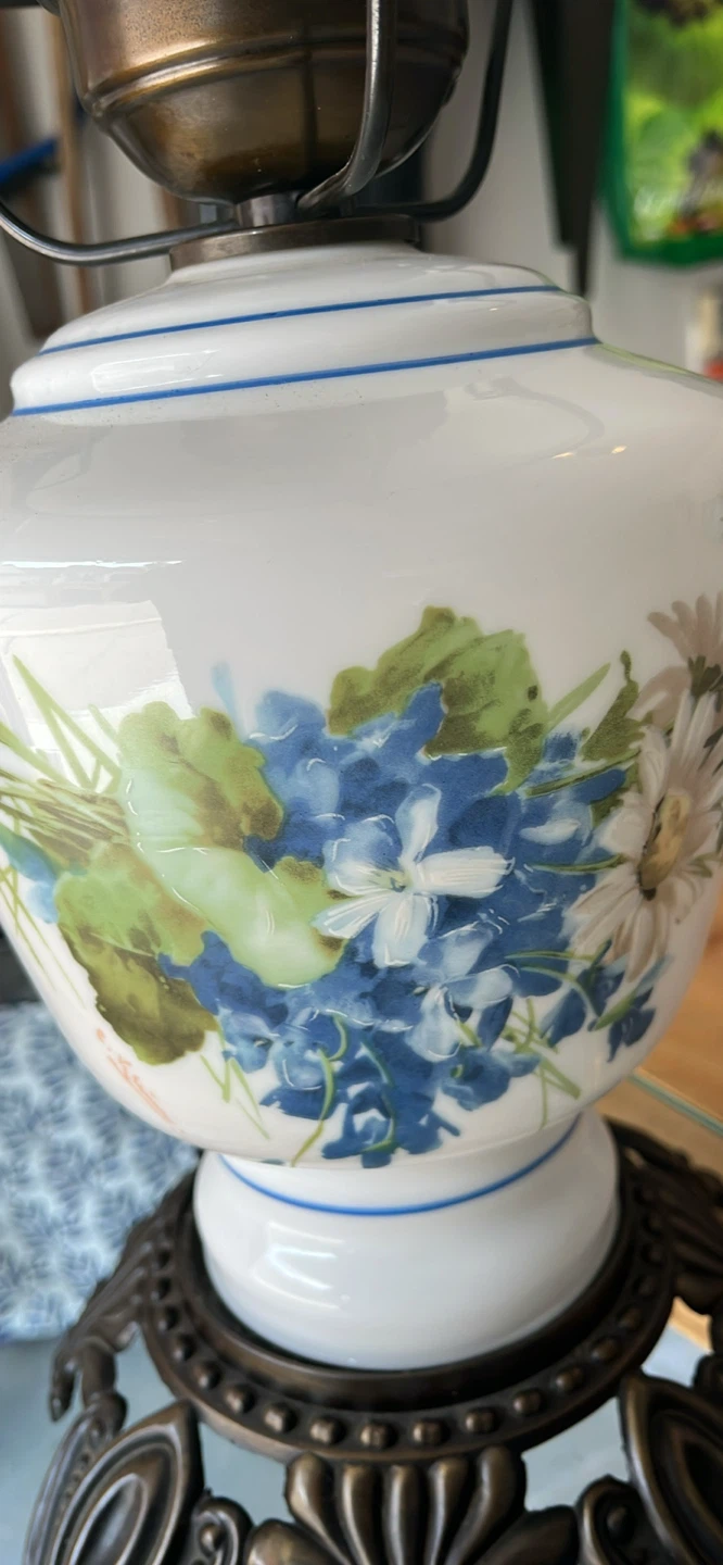 Vintage Floral Oil Lamp Style Table Lamp - photo 3