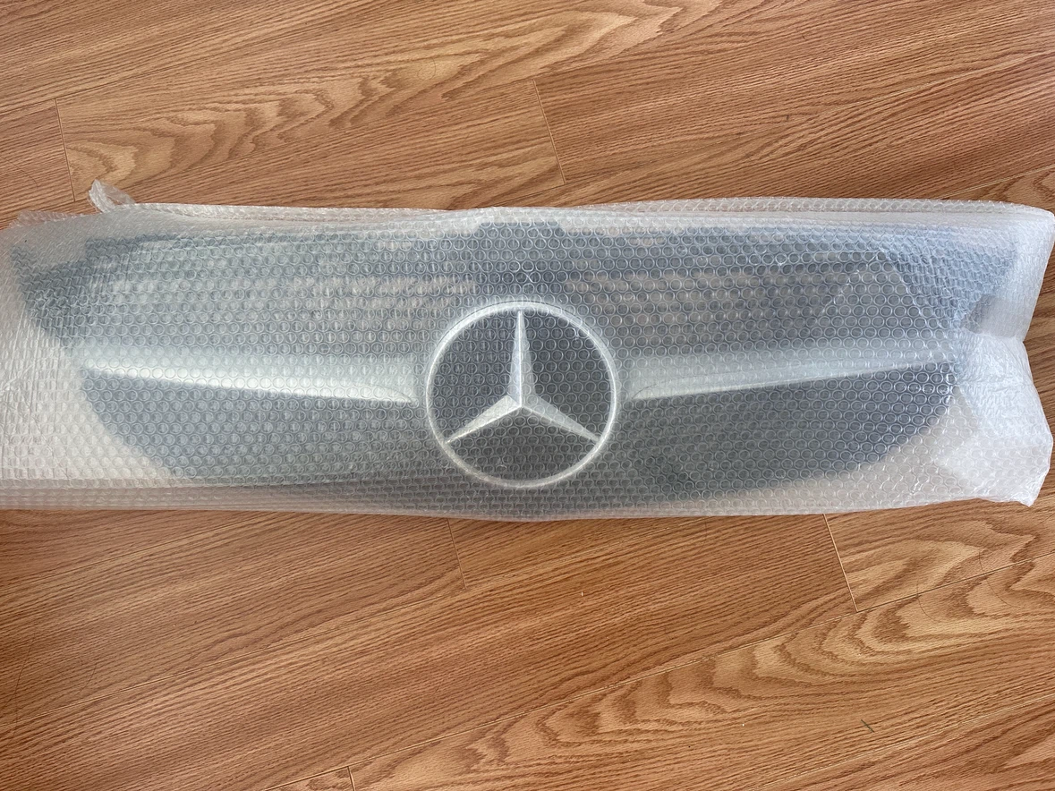 OEM Mercedes-Benz Grille
