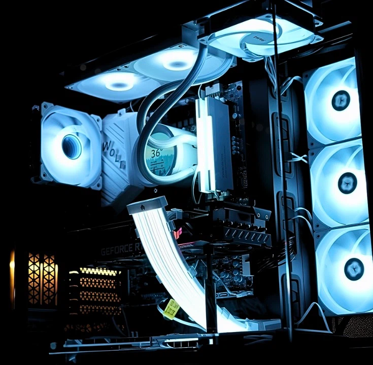 Corsair 6500X Dual Chamber Gaming PC (Case only) - photo 2