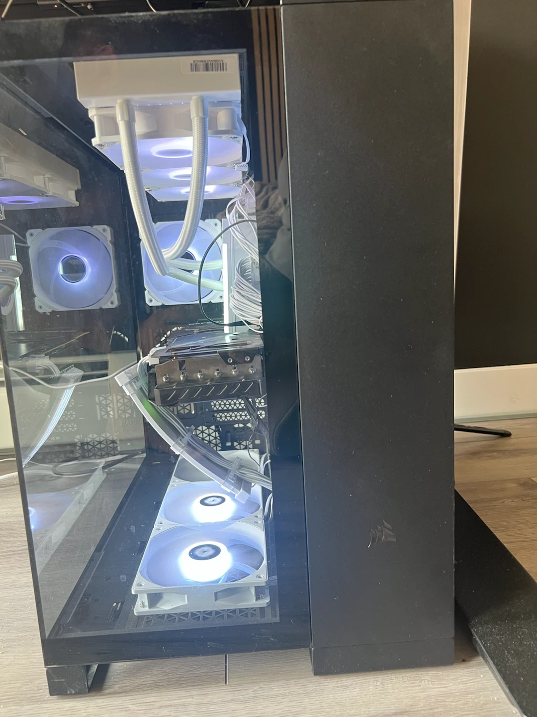 Corsair 6500X Dual Chamber Gaming PC (Case only) - photo 4
