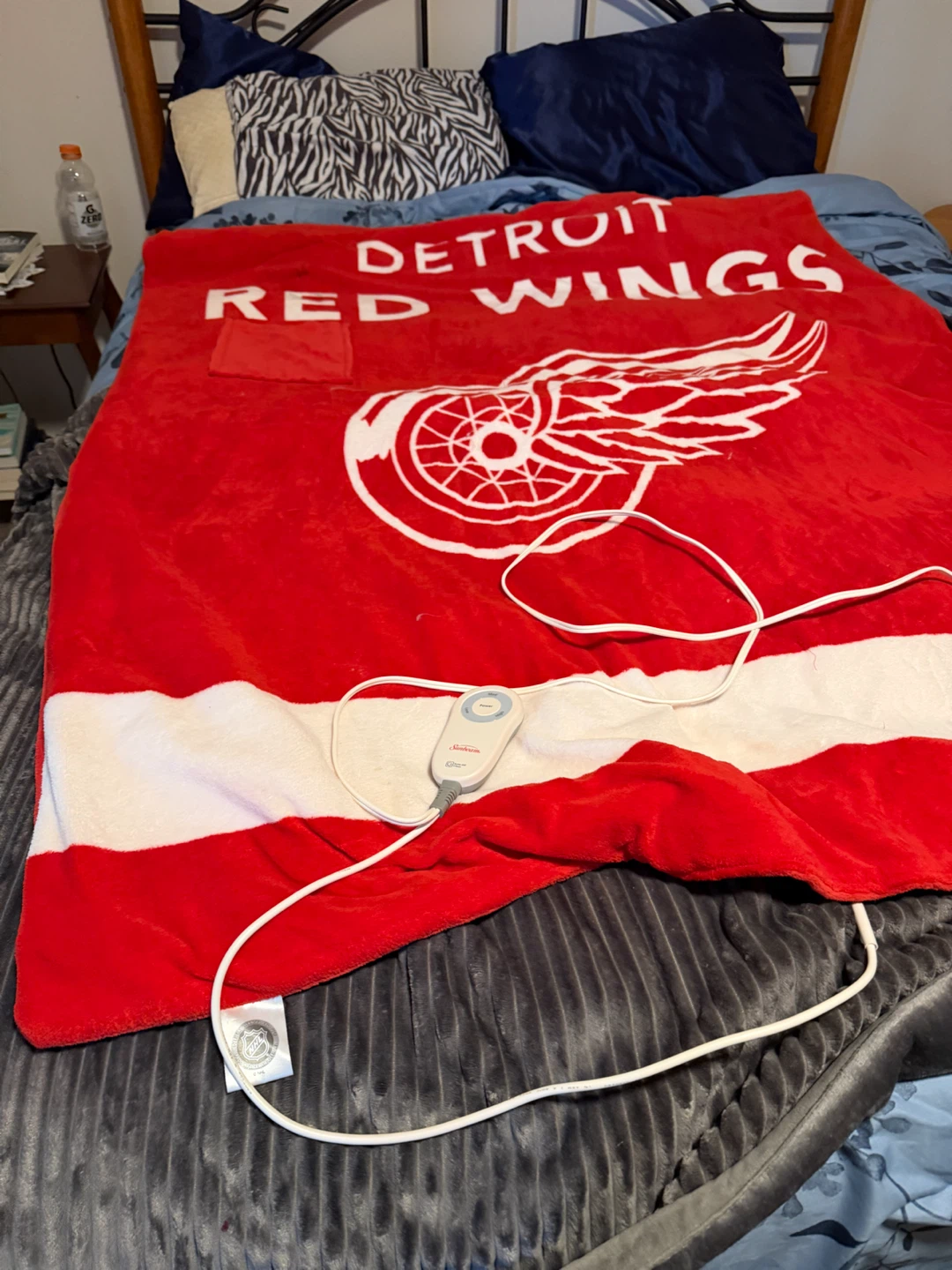 Detroit Red Wings Electric Heated Blanket - photo 2
