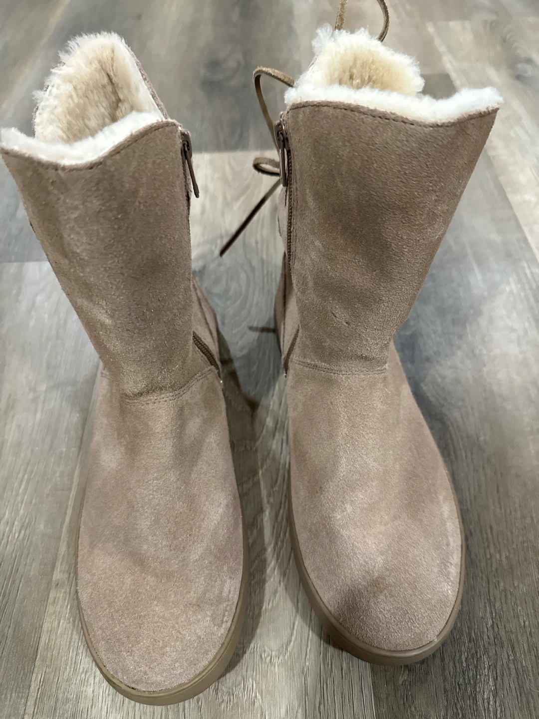 Koolaburra by UGG Boots women size 8