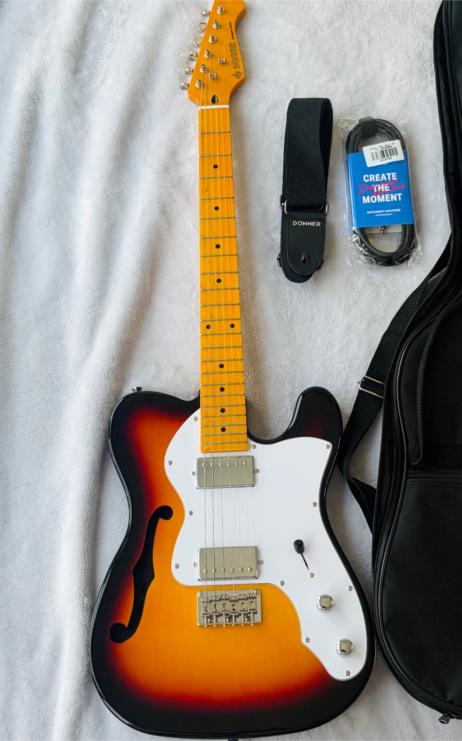 Never used Donner telecaster Guitar with Case and Accessories - photo 4