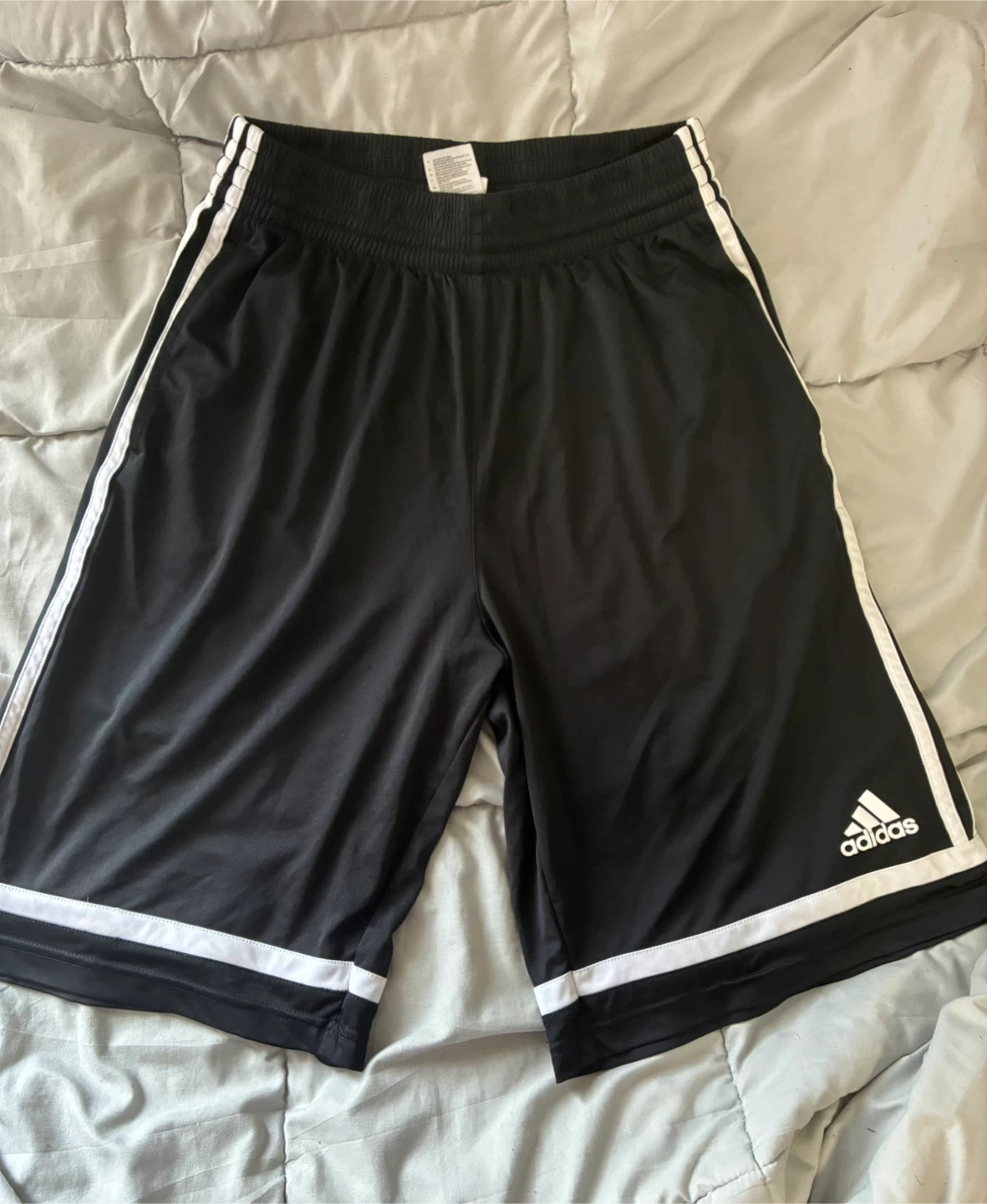 Adidas black Mens size Large Shorts