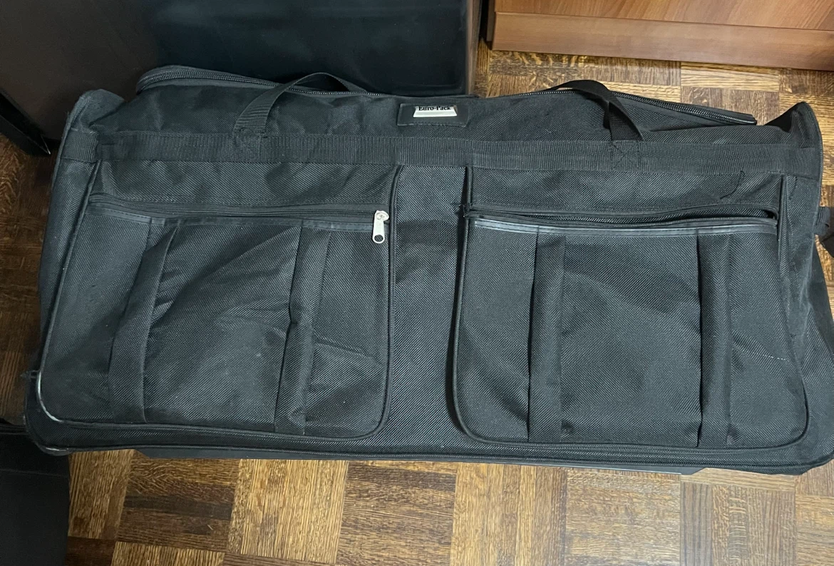 Euro-Pack Black Rolling Duffel Bag - photo 4