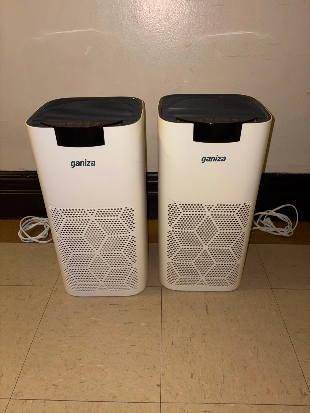 2 Ganiza Air Purifiers - photo 2