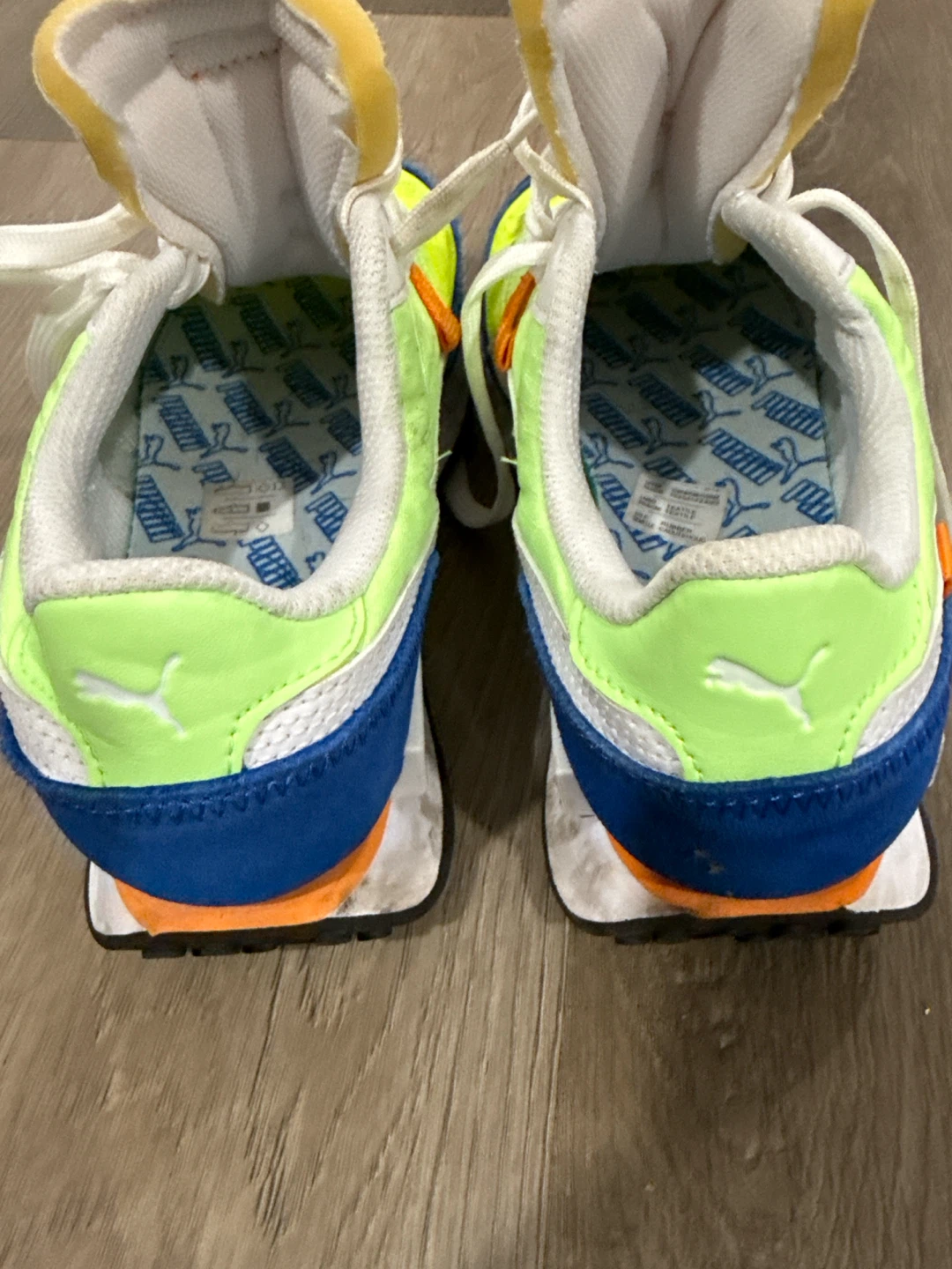 Puma Future Rider Neon Athletic Shoes boys 6.5 - photo 2