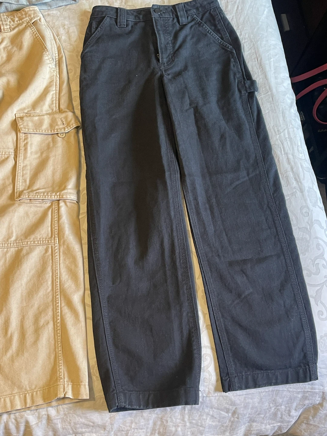 Women’s Aritzia Pants and Denim Shorts Bundle - photo 4