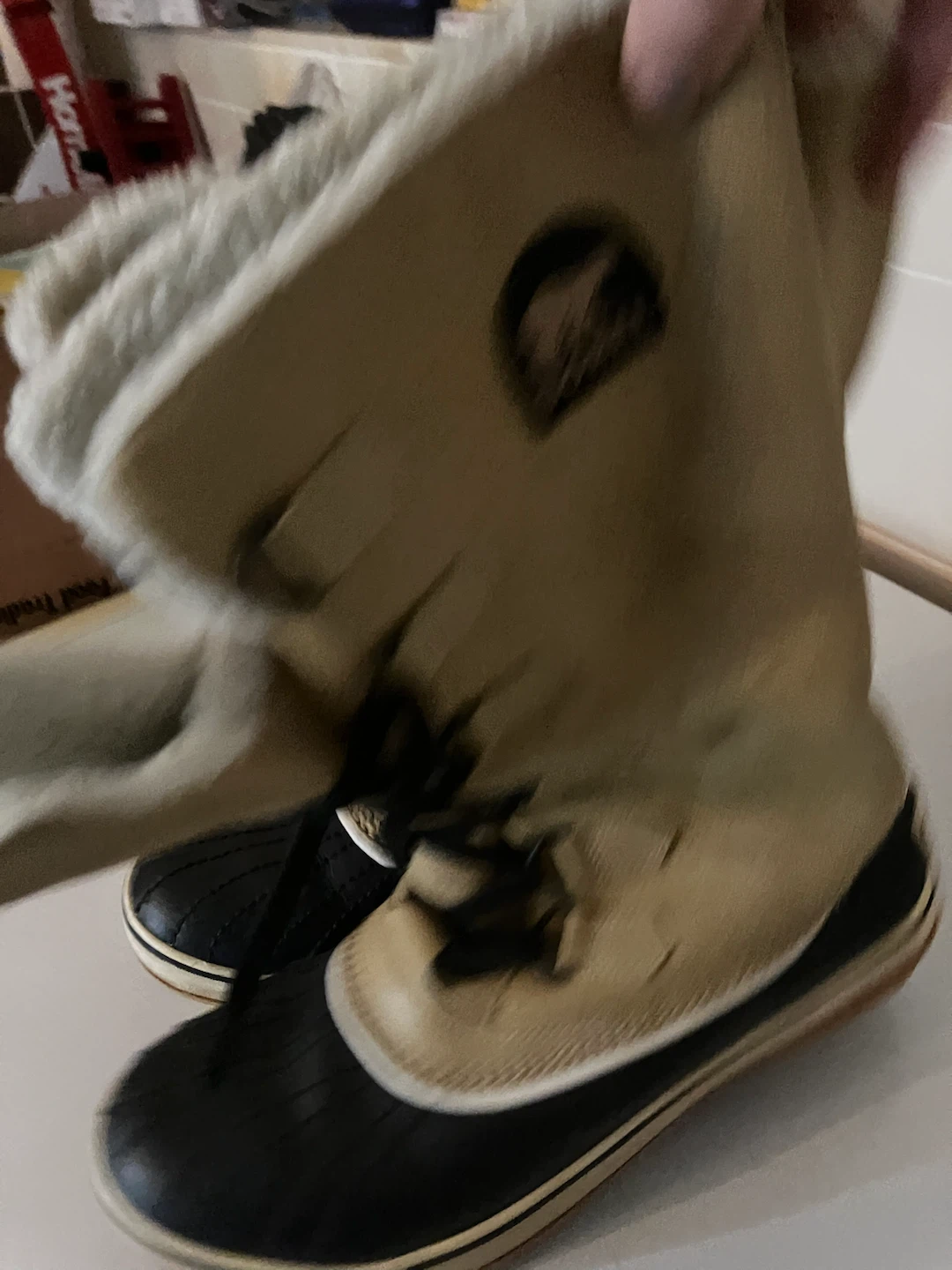 Sorel Women's Winter Boots Size 8 - photo 4