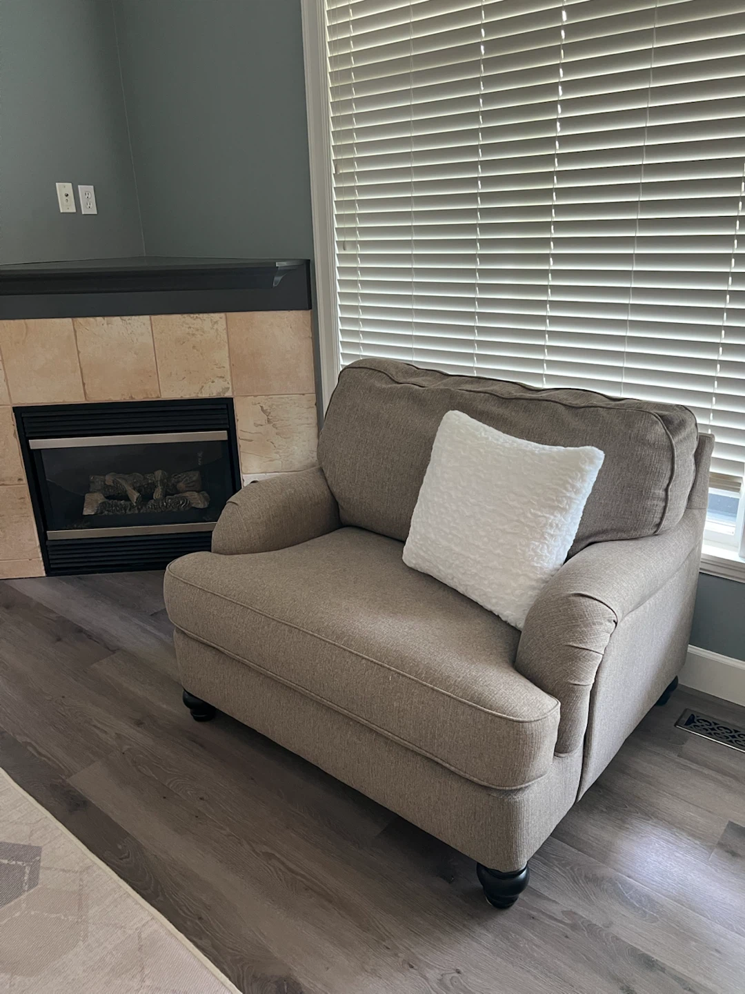 Brown Upholstered Accent Chair - photo 4
