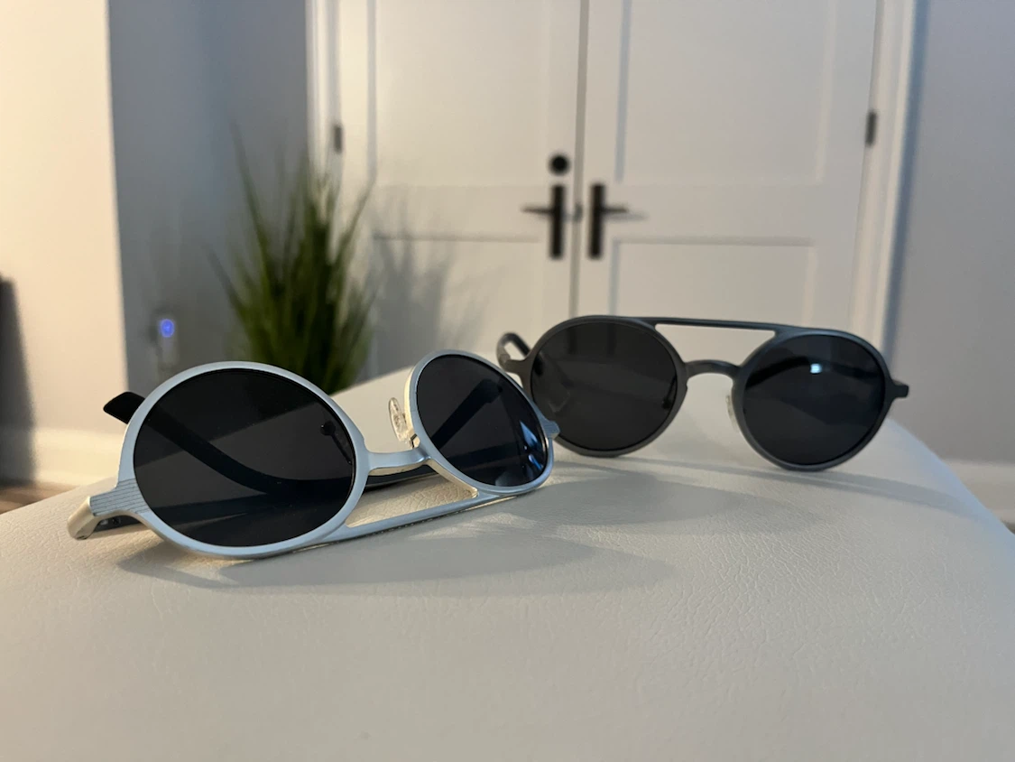 2 - Kingseven Sunglasses 25. ea