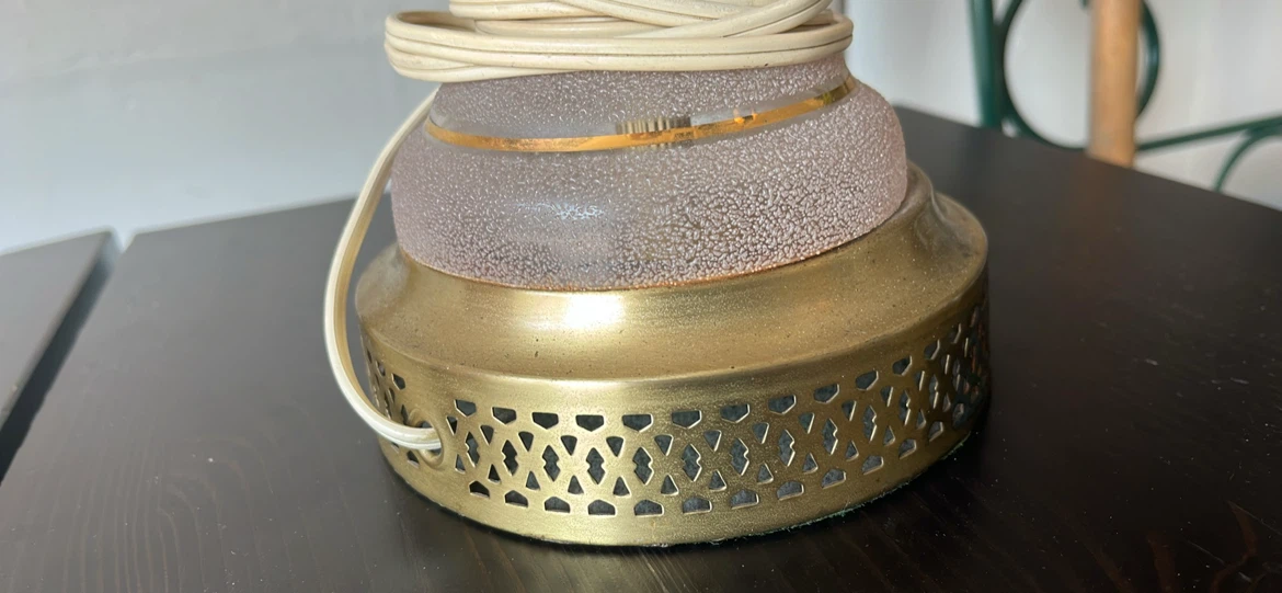 Vintage Pink Frosted Glass Table Lamp - photo 4