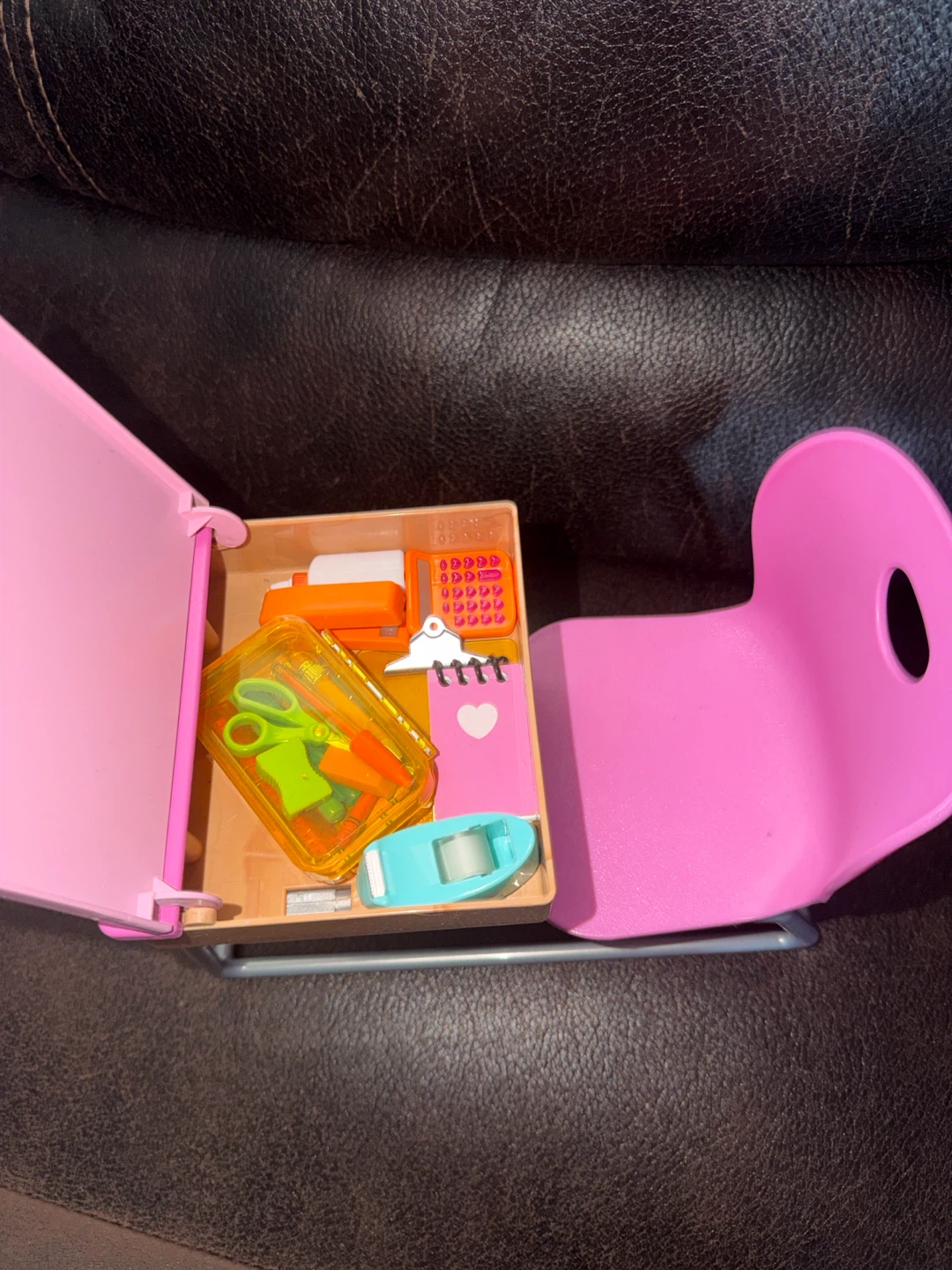 Our Generation Flying Colors School Desk & Supplies Set - photo 2