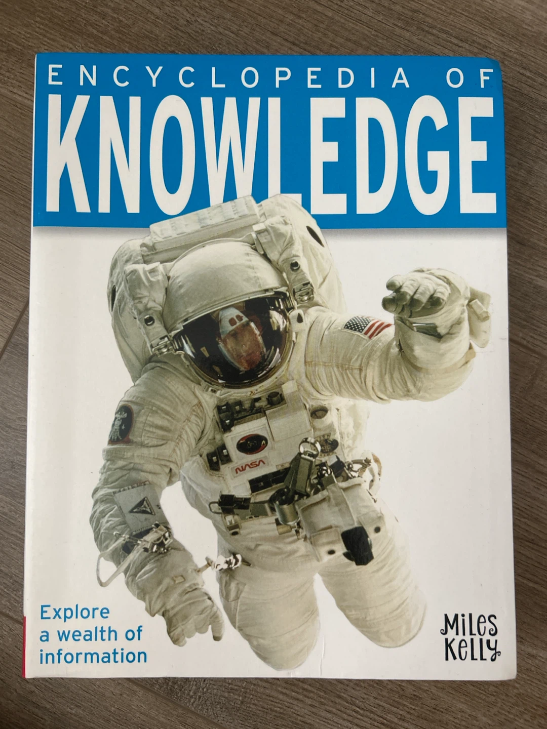 Encyclopedia of Knowledge Book
