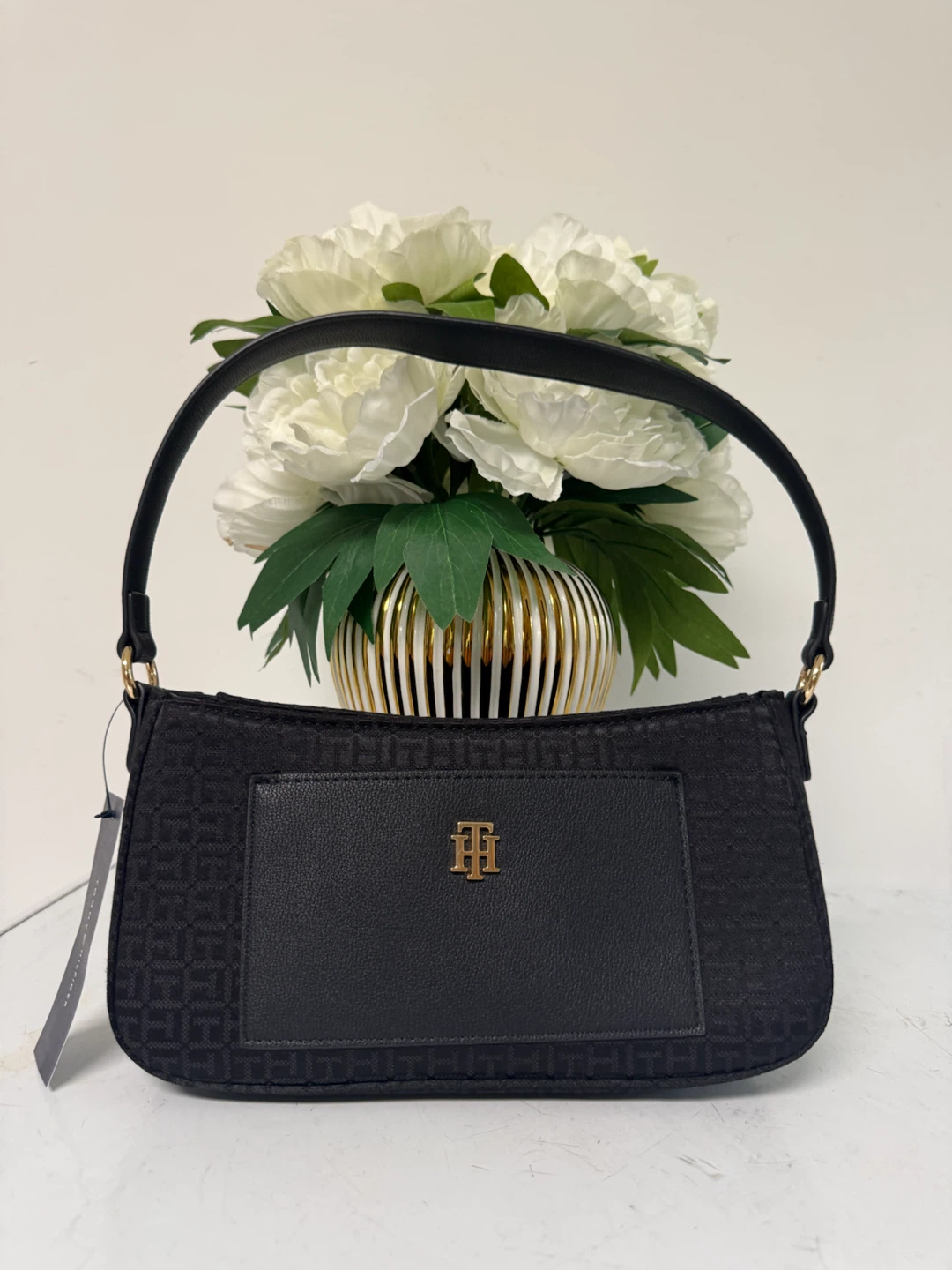 Tommy Hilfiger Black Shoulder Bag