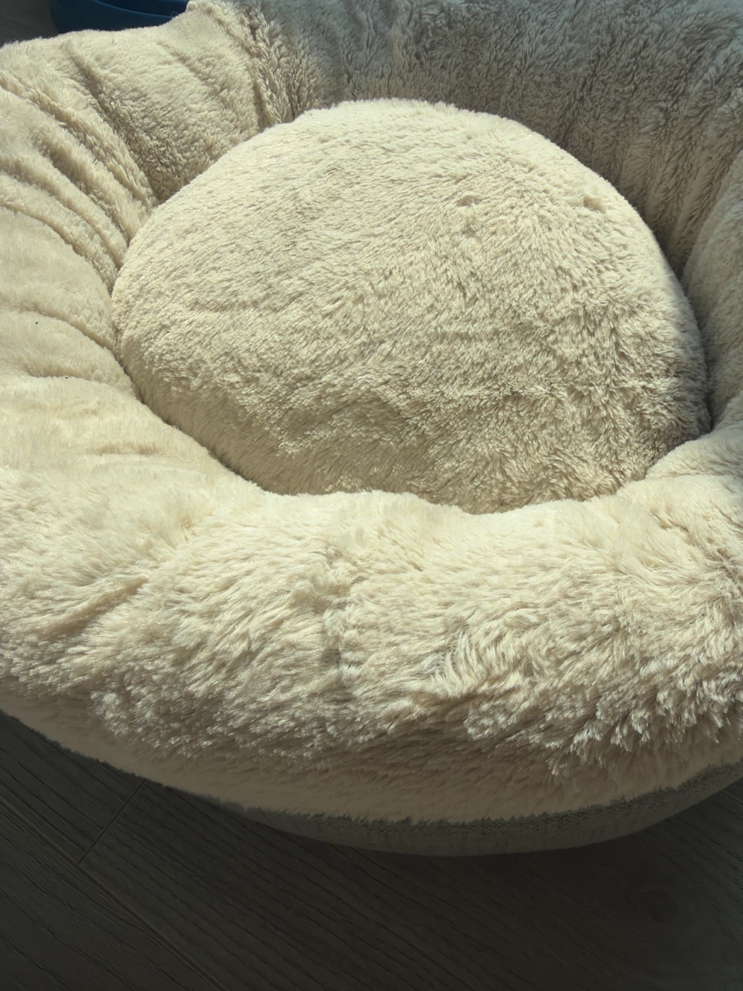 Plush Pet Bed - photo 2