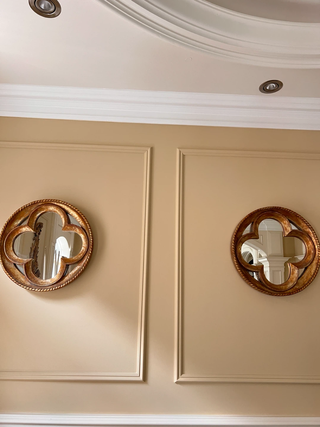 Ornate Gold Round Mirror Set