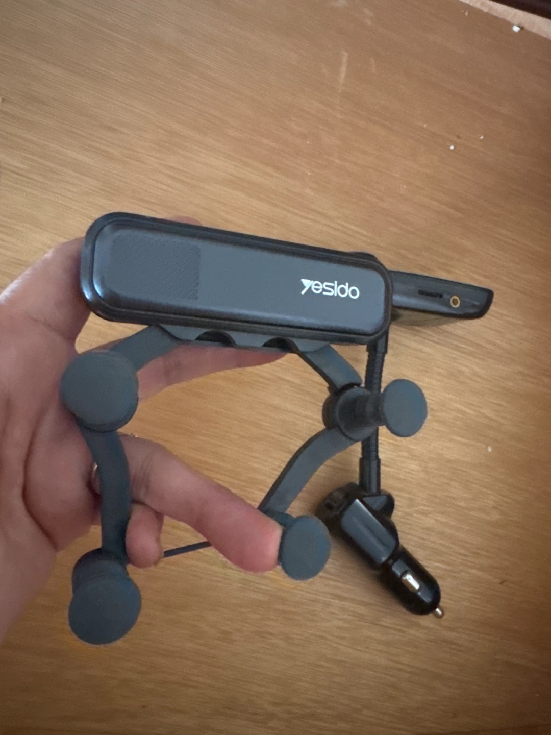 Yesido Car Phone Mount with Air Vent Clip - photo 2