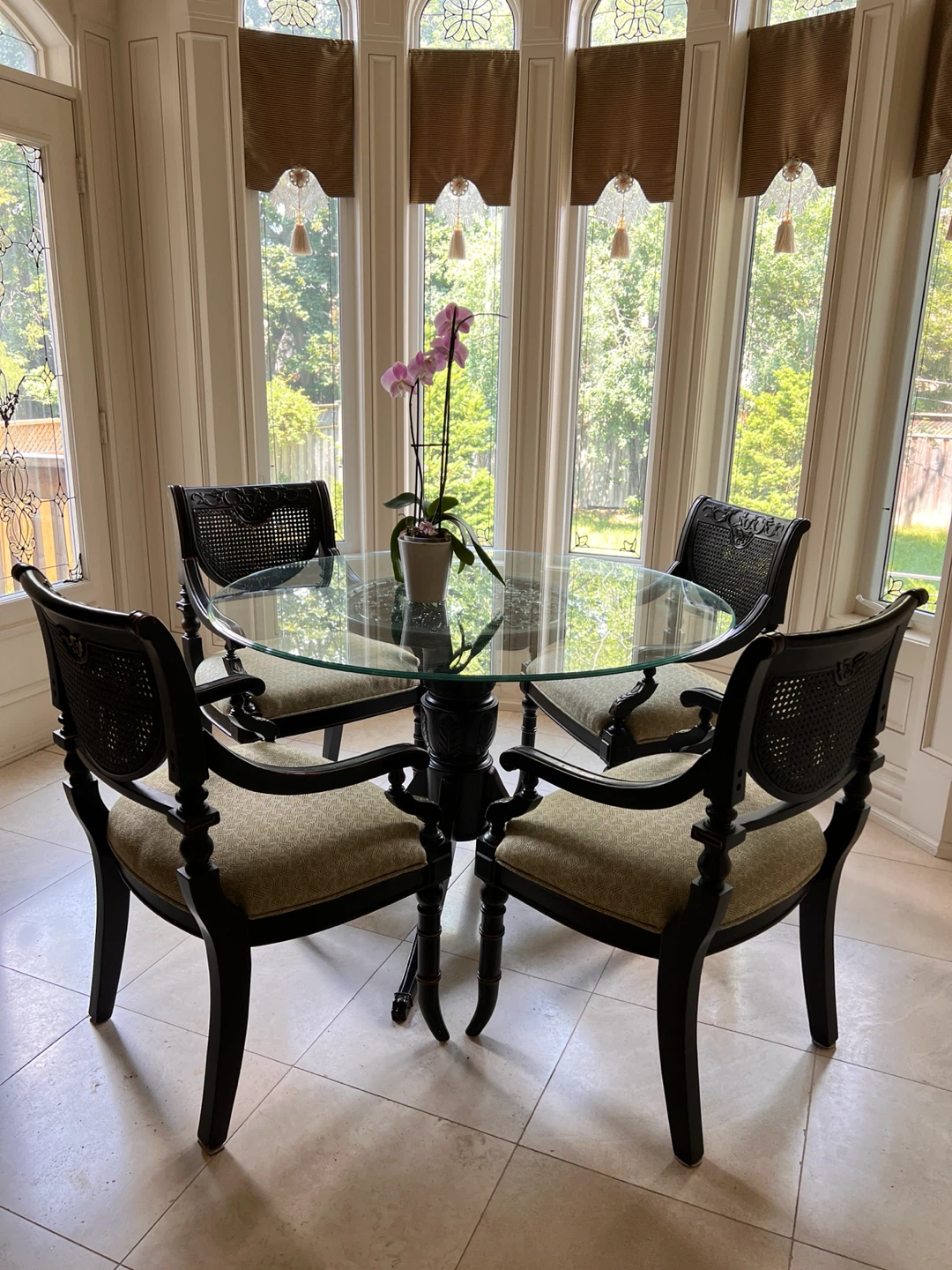 Round Glass Top Dining Table with 4 Chairs - photo 4