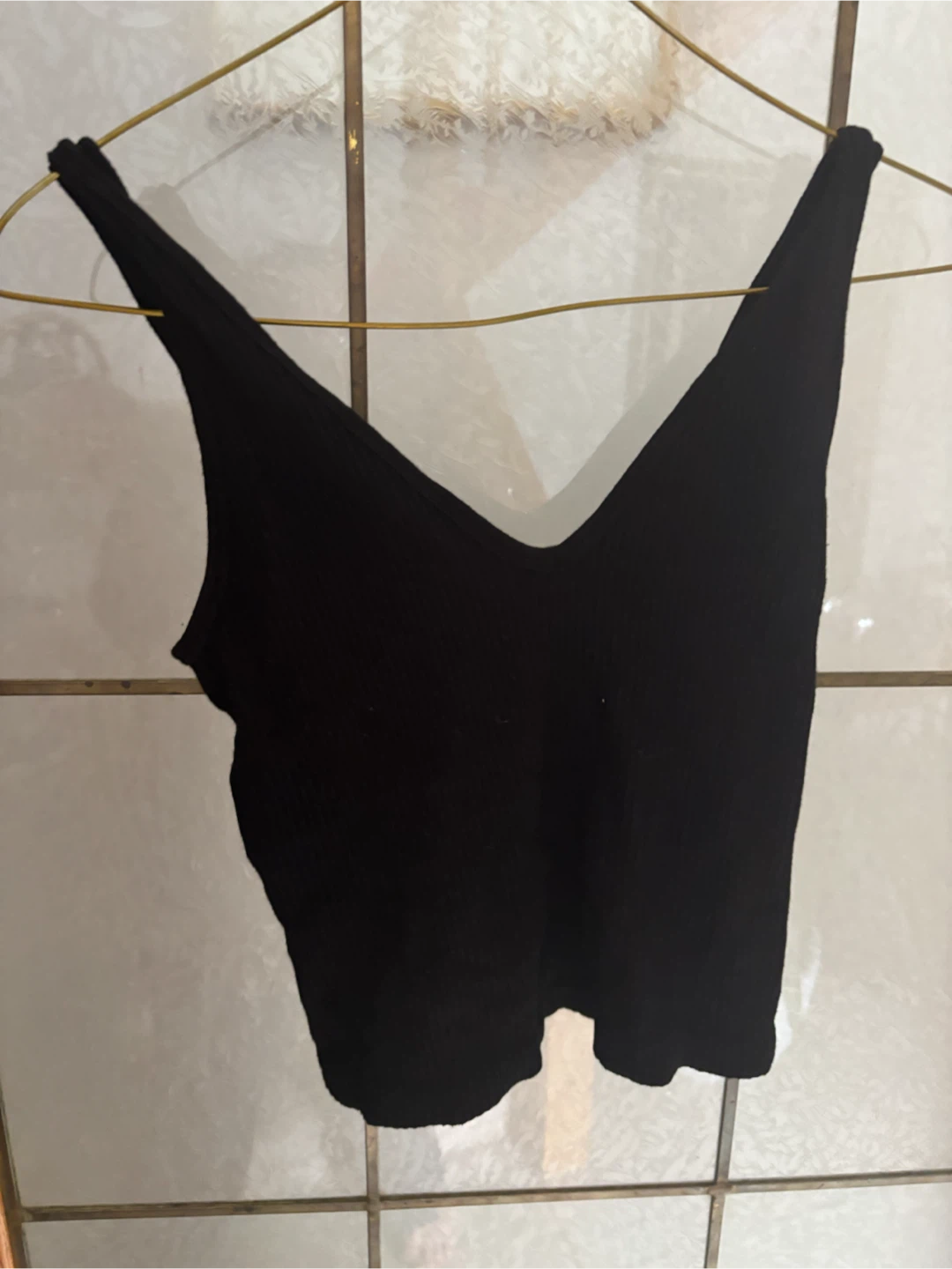 Ribbon Luxe Black V-Neck Tank Top M/L from Plenty