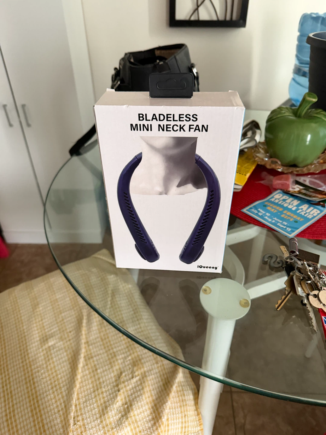 iQueeny Bladeless Mini Neck Fan