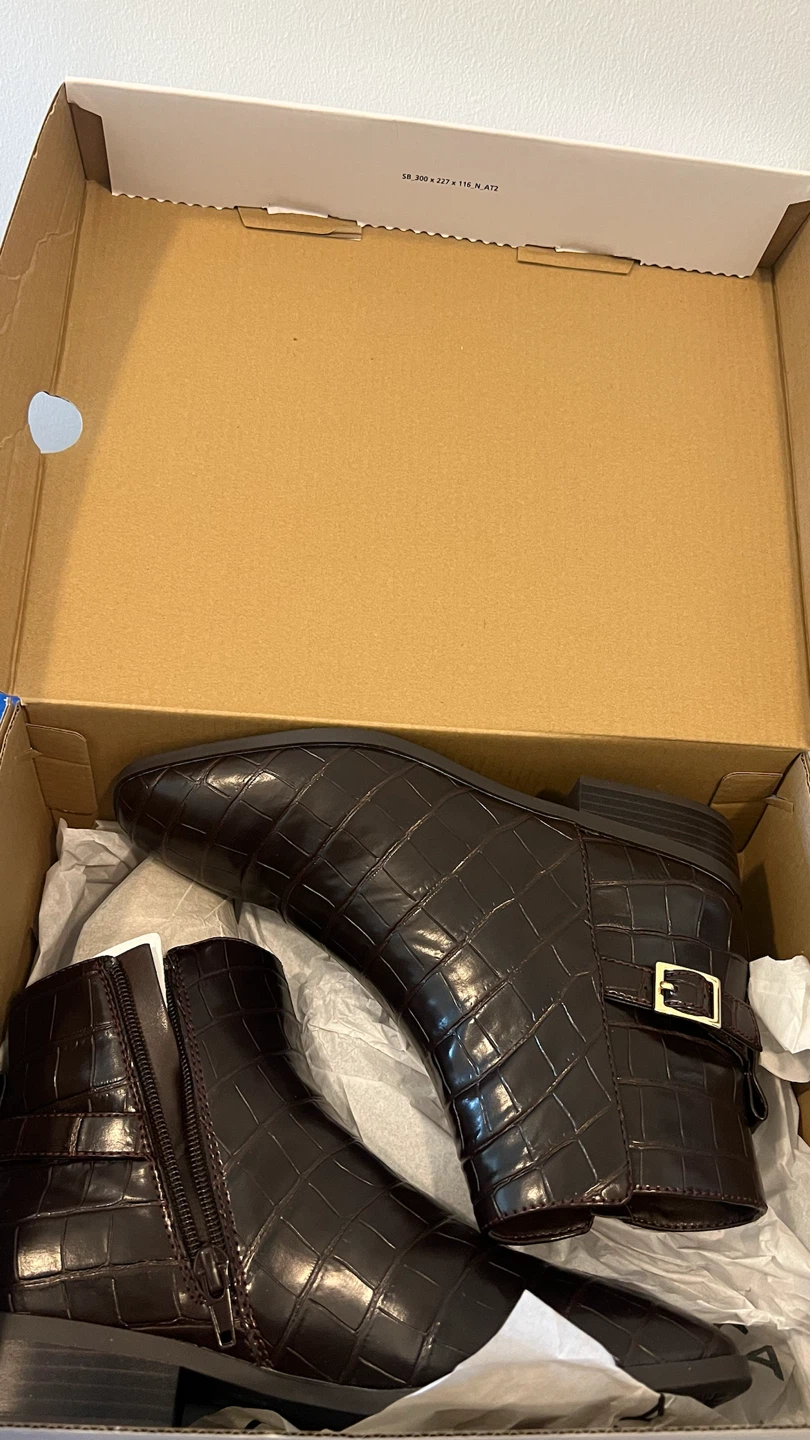 Aldo Brown Croc-Embossed Ankle Boots