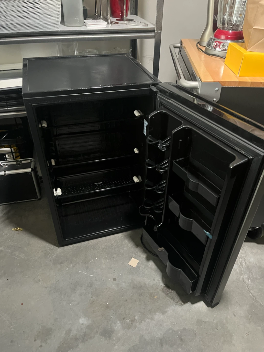 Danby Mini Fridge - photo 2