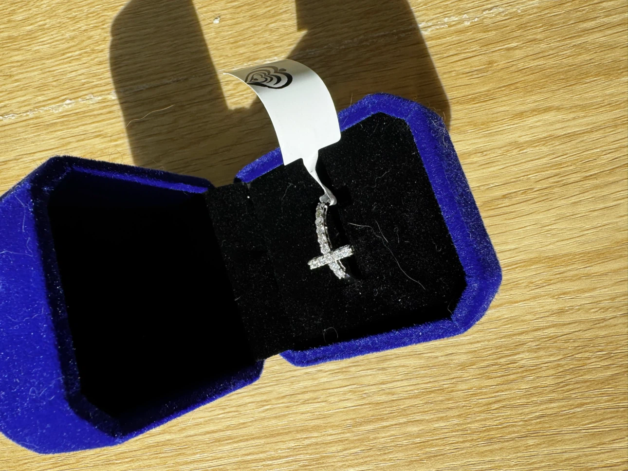 18K White Gold Diamond Cross Ring - photo 2