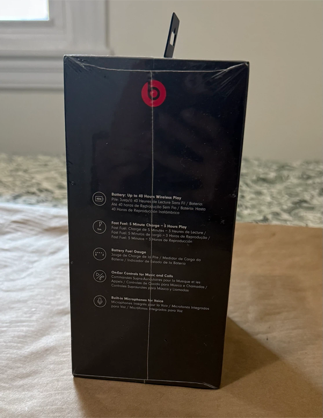 Beats Solo3 Wireless Headphones – Rose Gold – Brand New - photo 3