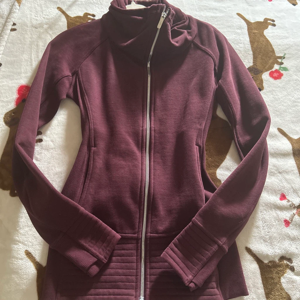 Lululemon Burgundy Full Zip Jacket Size 6
