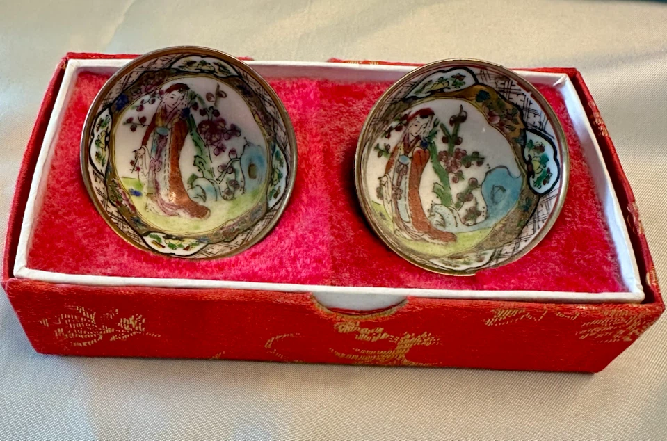 Assorted Chinese Souvenir Collection - photo 3