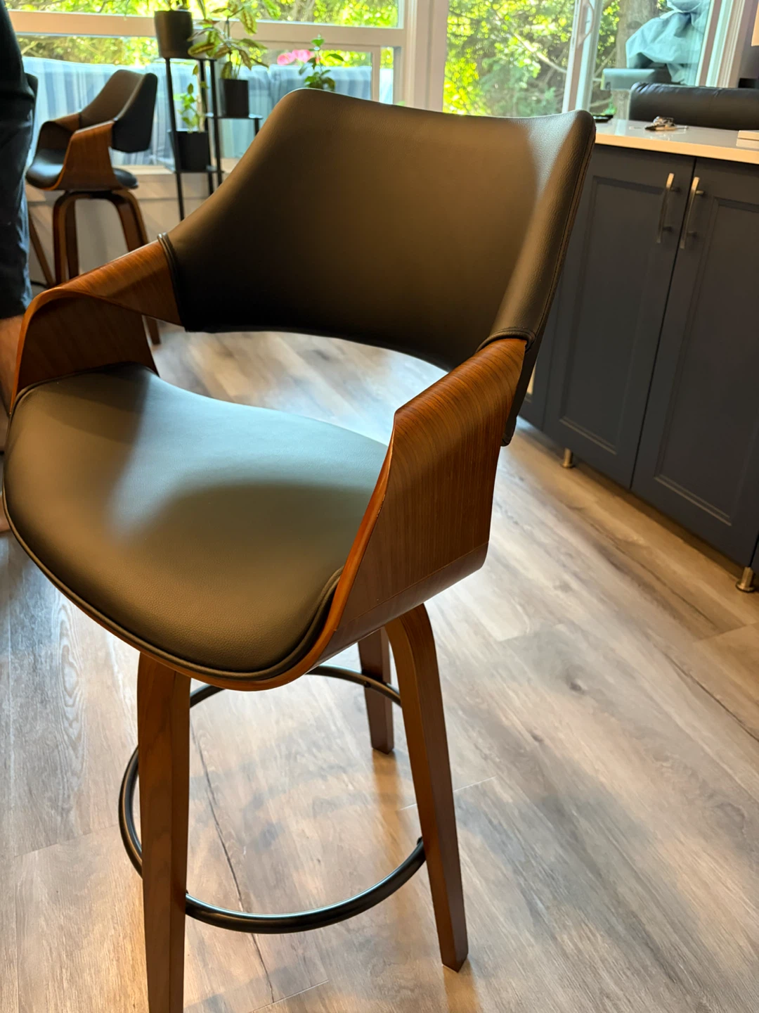 Ivy Bronx Lyllian Swivel Upholstered Counter Stool - photo 2