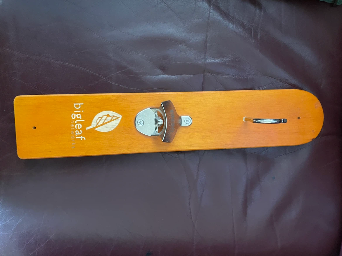 Vintage Wooden beer bottle opener - photo 2