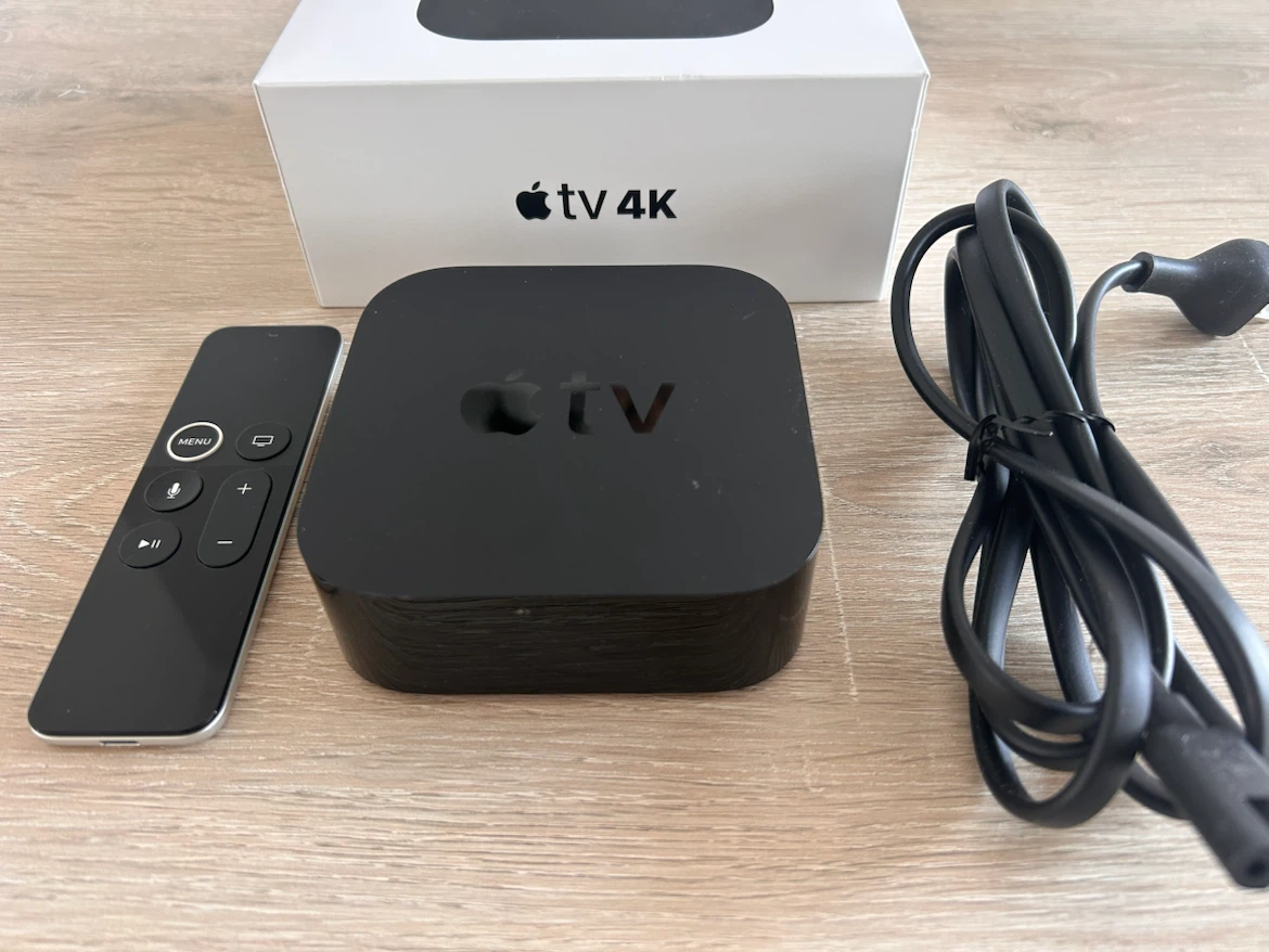 Apple TV 4K Media Streamer with Remote - photo 2