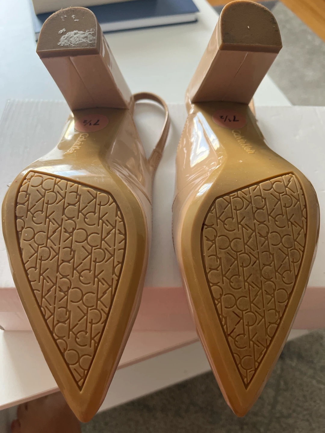 Calvin Klein Patent Slingback Heels Size 7.5 - photo 3